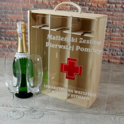  (A3S-ZPM) Skrzynka z kieliszkami do szampana- zestaw pierwszej pomocy dla Młodej Pary