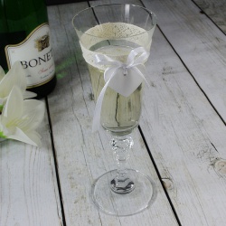  (K30S-150) Kieliszek do szampana z ozdobami, w pudełku