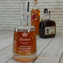  (KF27) Elegancka grawerowana szklana karafka do whisky o pojemności 0,9l