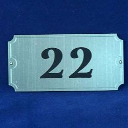  (TL-4m) Tabliczka z numerem na drzwi 